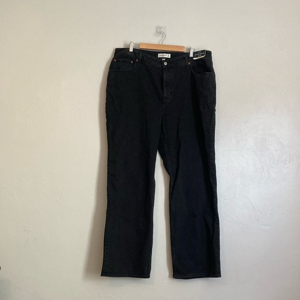 Abercrombie & Fitch Black '90s Relaxed Jeans‎ High Rise Curve Love